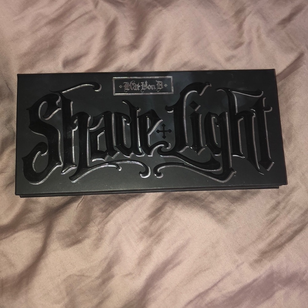 Kay Von D Contour pallete